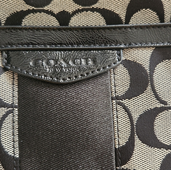 Coach Signature Tote (Vintage) - Picture 3 of 10
